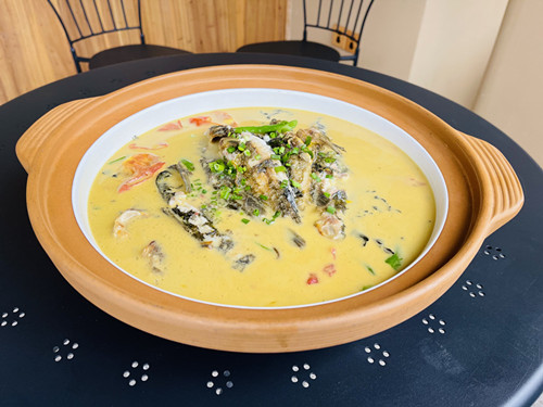 巖谷魚(yú)火鍋